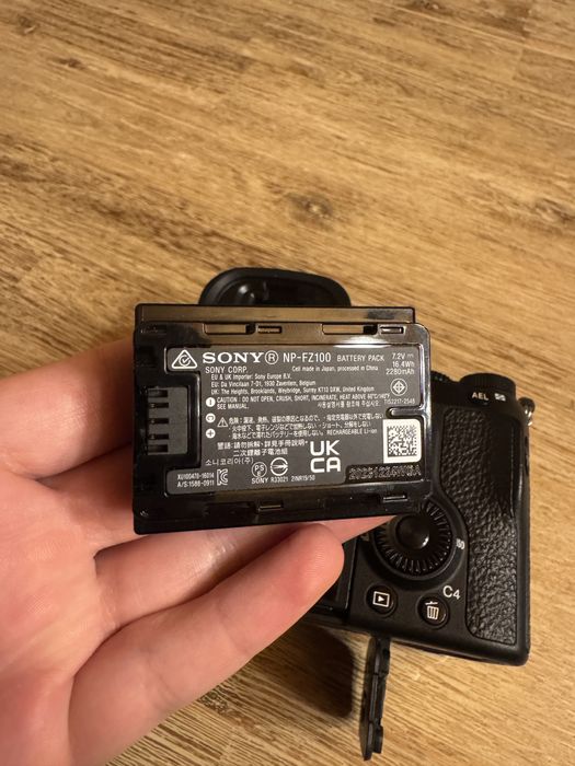 Aparat foto Sony a7 III Full-Frame Mirrorless cu wievfinder evf defect