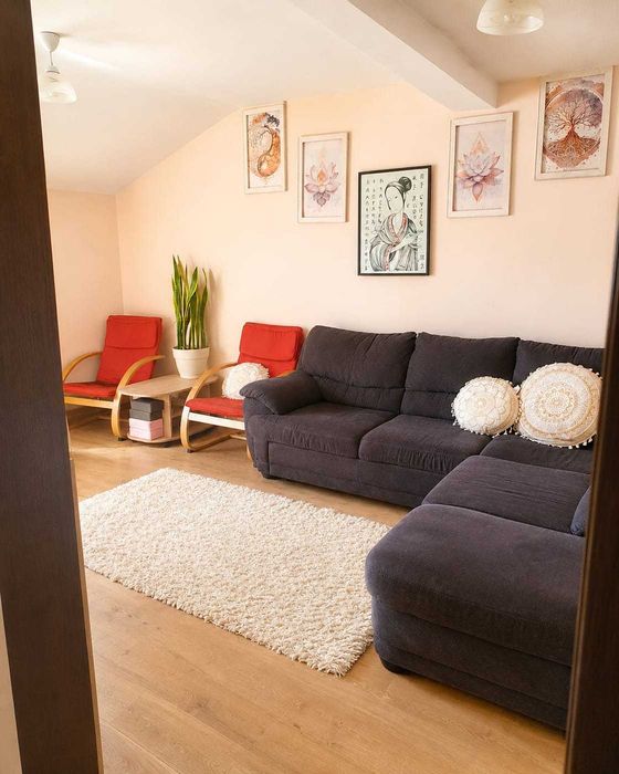 Apartament 3 camere Hotel Capitol Valea Adanca 60 mp +boxa +2 locuri parcare