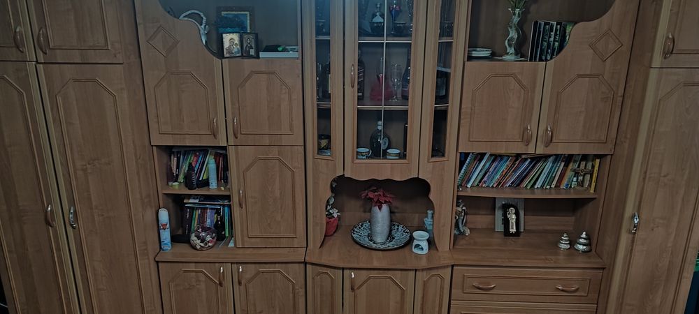 Mobilă sufragerie , utilizată în stare perfectă