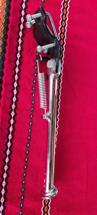 Мотоциклетна стойка.