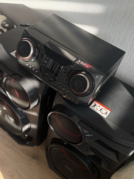 Музыкальный центр LG CL98