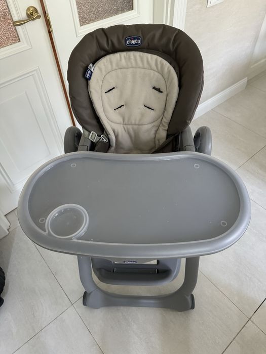Стульчик для кормления chicco