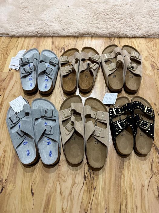Șlapi Arizona Brikenstock mai multe mărimi și modele 
Birkenstock
Șlapi Arizona