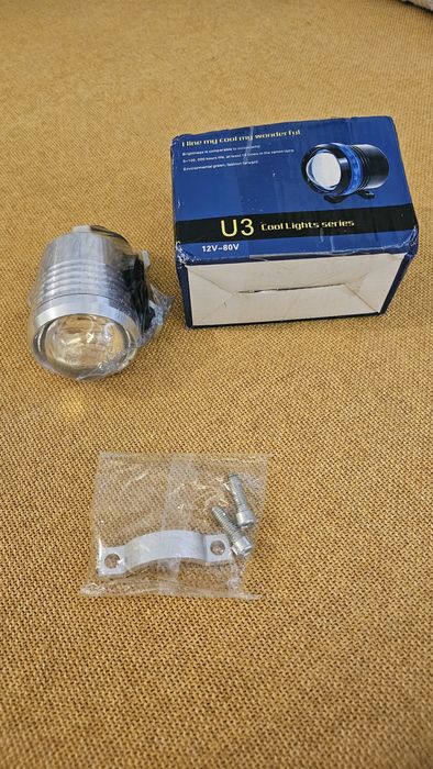 LED фар от серията U3 Cool Lights.