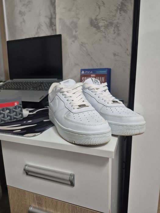 Обувки Nike airforce 1 НОВИ!