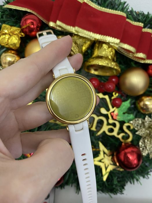 Продам Garmin Lily