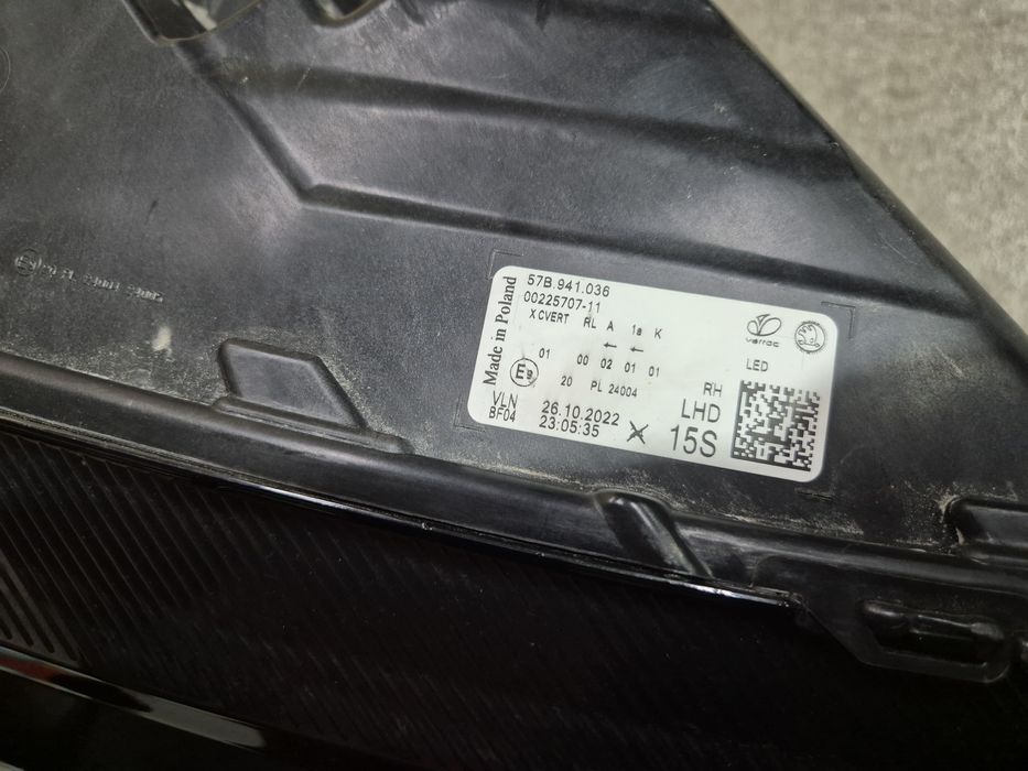 Десен Фар Skoda Karoq Full Led Шкода Кароя фарове