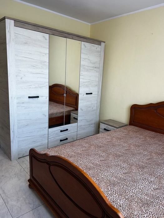 Închiriez apartament 2camere decomandate , mazepa BR-uri