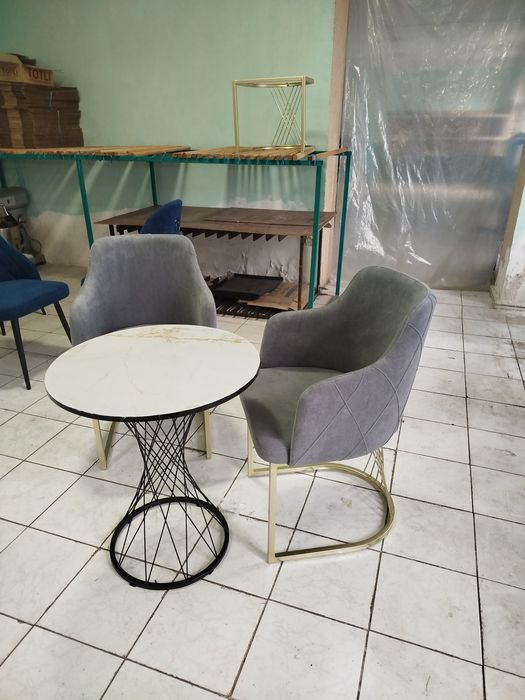 Jurnalniy+stol stullar