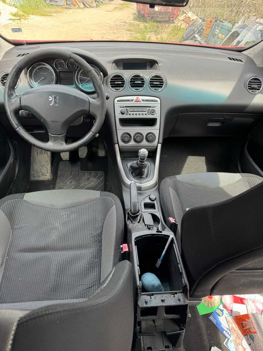 Peugeot 308 1.6 дизел 2008 на части