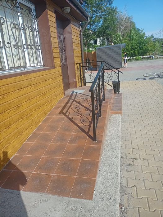 Кафельщик , плиточник , керамогранит