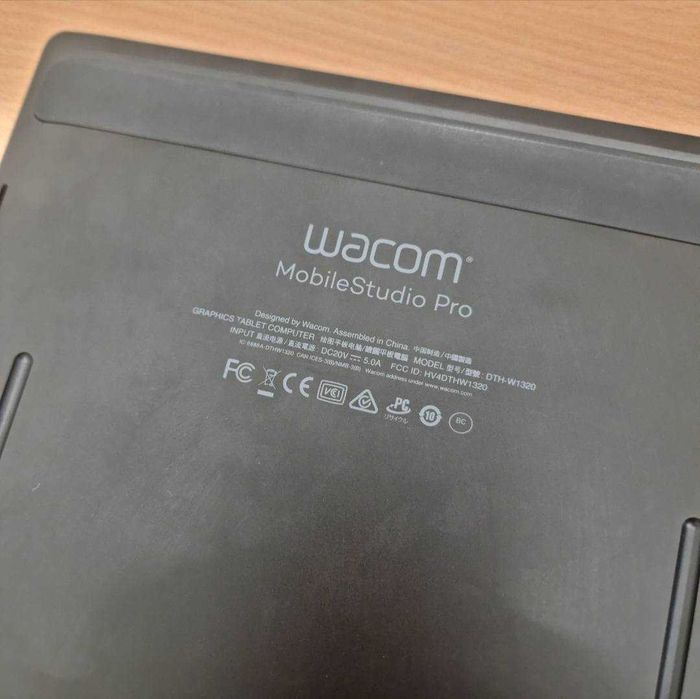 Професионален графичен таблет Wacom MobileStudio Pro 13 – като нов!
