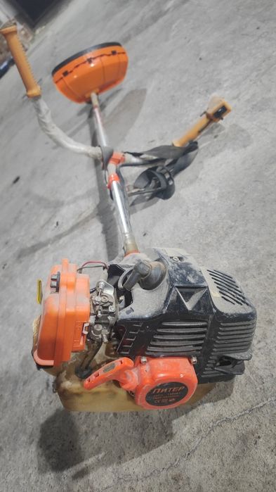 Газонокосилка Бензиновый