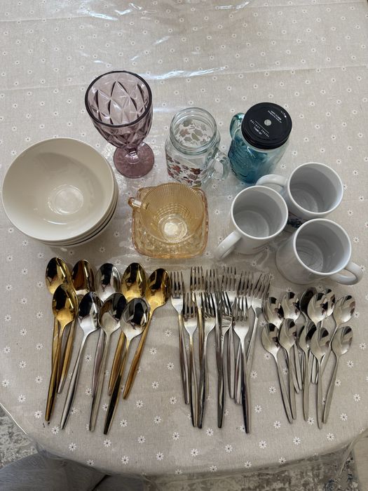 Вещи для дома отдам.