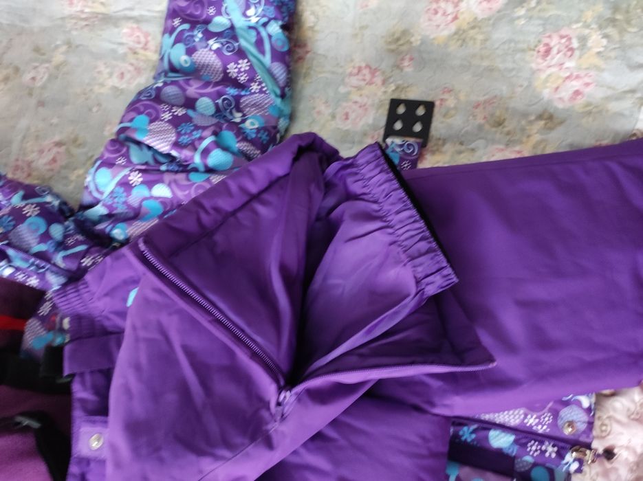 Костюм горнолыжный