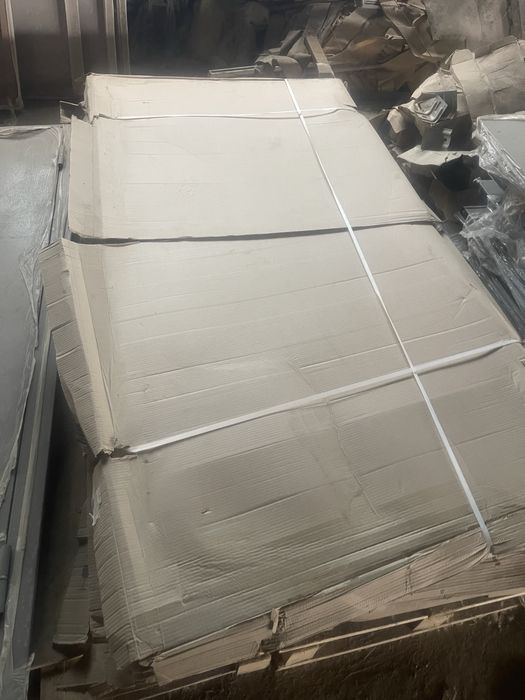 Металический дверь 960