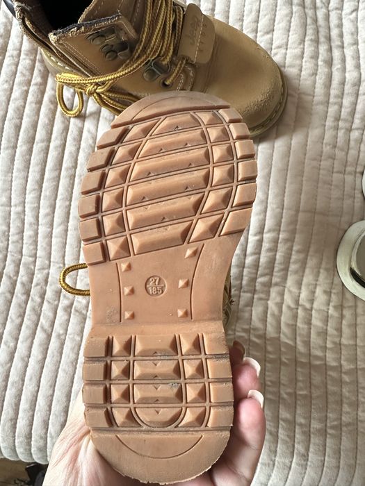 Продам crocs, ботинки