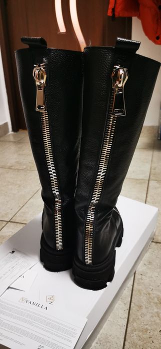 Vând cisme noi piele naturala