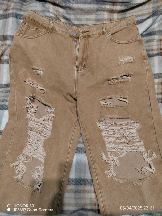 Женски дънки 2хл  чисто нови