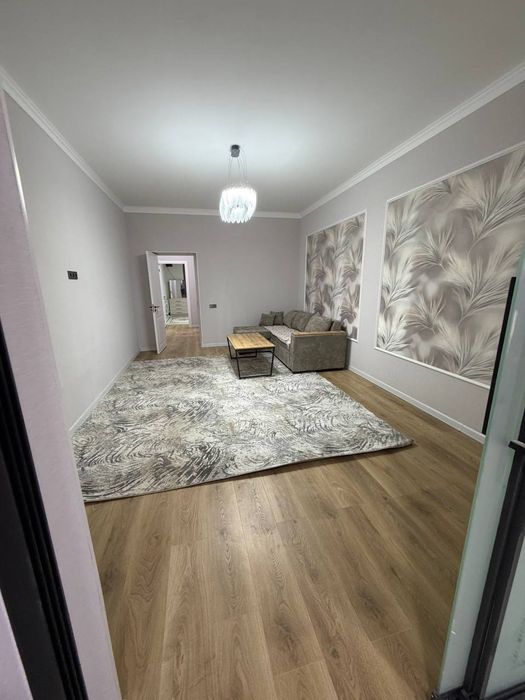 Продаю квартиру Яшнабадский р-он ул. Иззат Новостройка 2-ком 2-этаж 8э