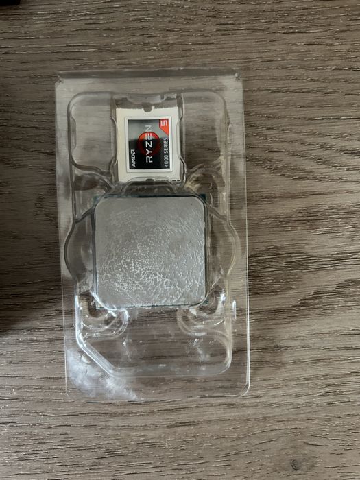 Procesor Ryzen 5 4600G negociabil +Gtx 1050