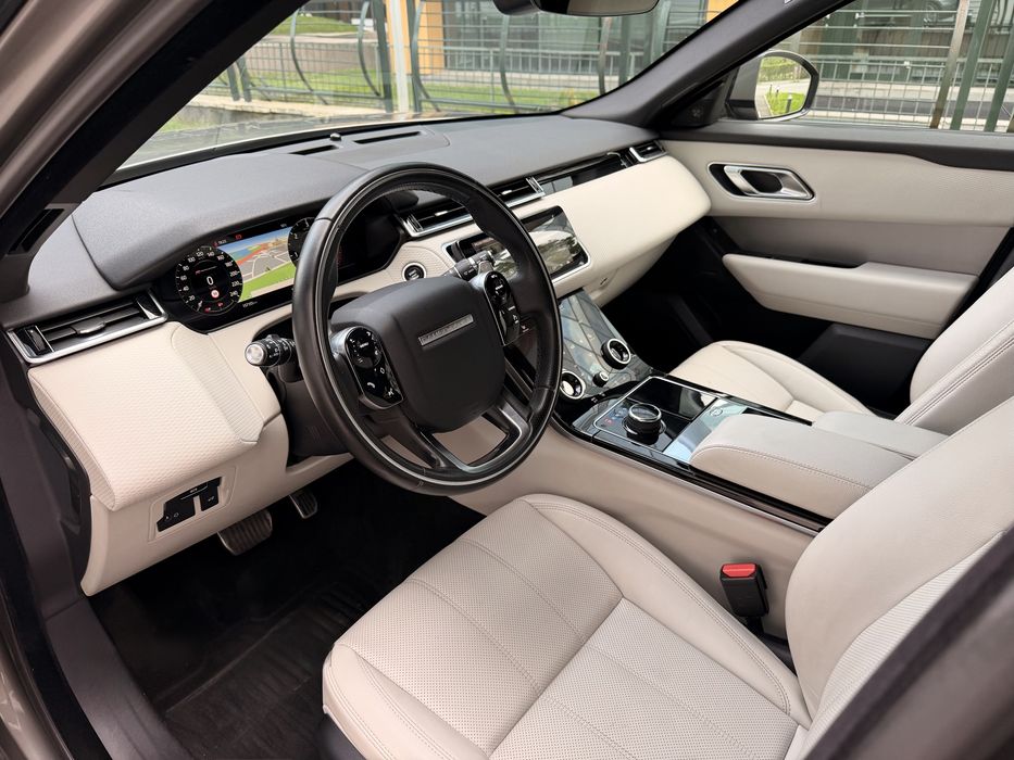 Range Rover Velar - R Dynamic 240 cp