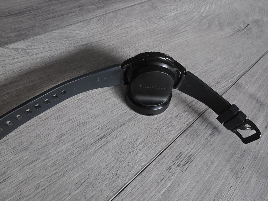 Samsung Gear 3 Frontier smartwatch