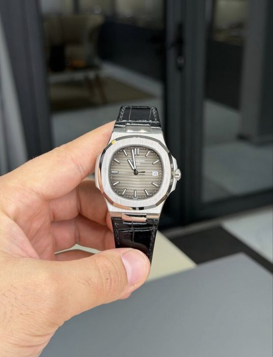 Patek Philippe часы наручные отличный подарок на новый год.
