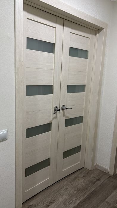Продам межкомнатные двери