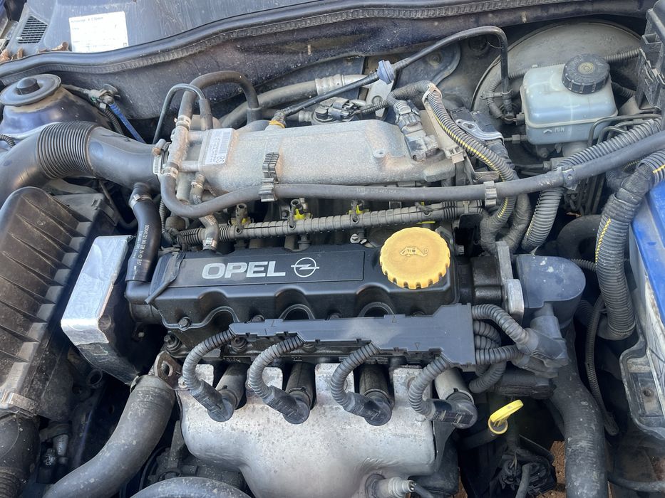 Motor opel astra g 1,6 i 8 v Cod z 16 SE