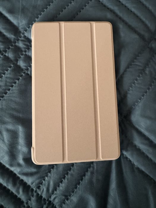 Калъф за теблет модел Samsung 9A + подарък калъфчета за модел iphon 13