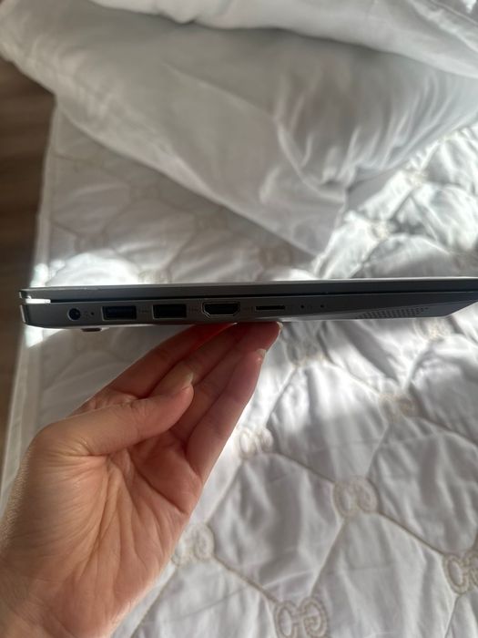 Нетбук Lenovo . Продам срочно