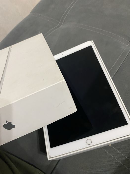 СРОЧНО!! Apple iPad Air 3