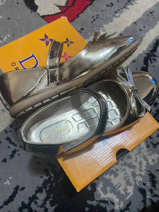 Обувь балетка золото