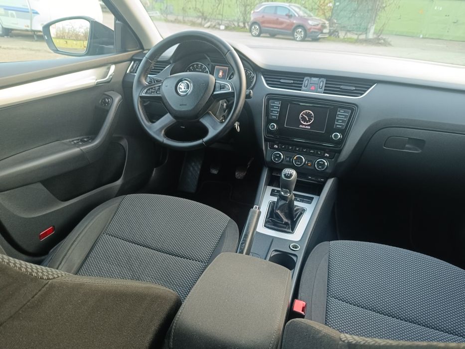 Skoda Octavia 1.6 diesel 110 cp an 2014
