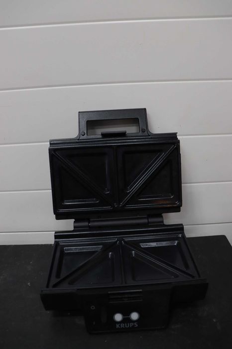 Krups FDK FDK461 Iconic 850W керамичен тостер за сандвичи, ЛЕК ДЕФЕКТ