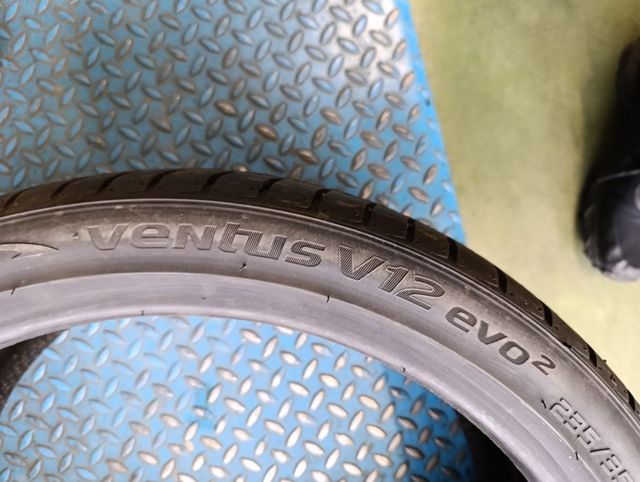 Нова гума Hankook 235/35/19 Ventus V12 Evo 2