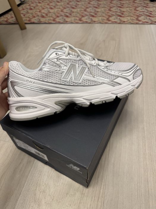 Продам кроссовки New balance