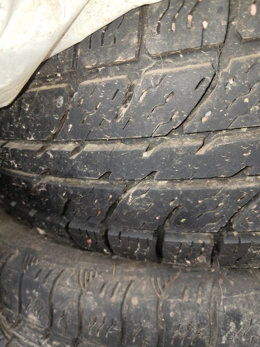 Продам резину всесезоннка