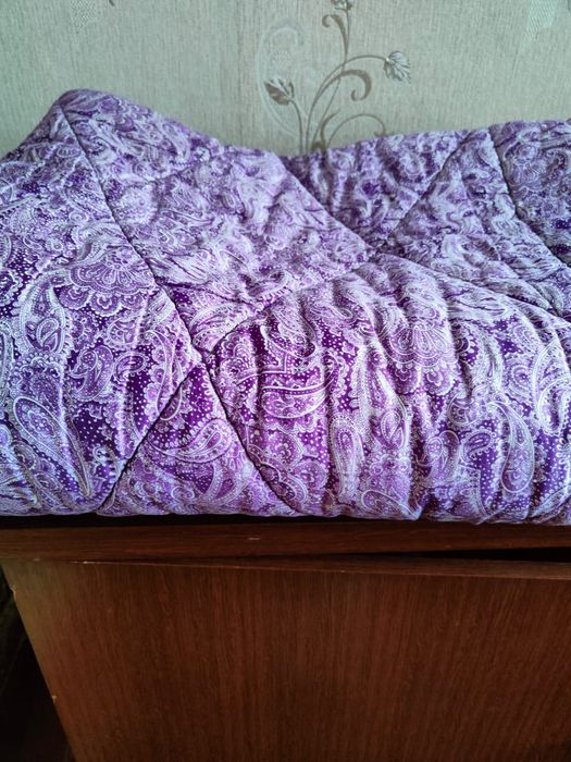 Одеяло зимнее тёплое.