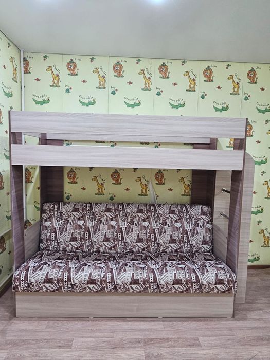 Двухъярусная кровать-диван (трансформер) б/у