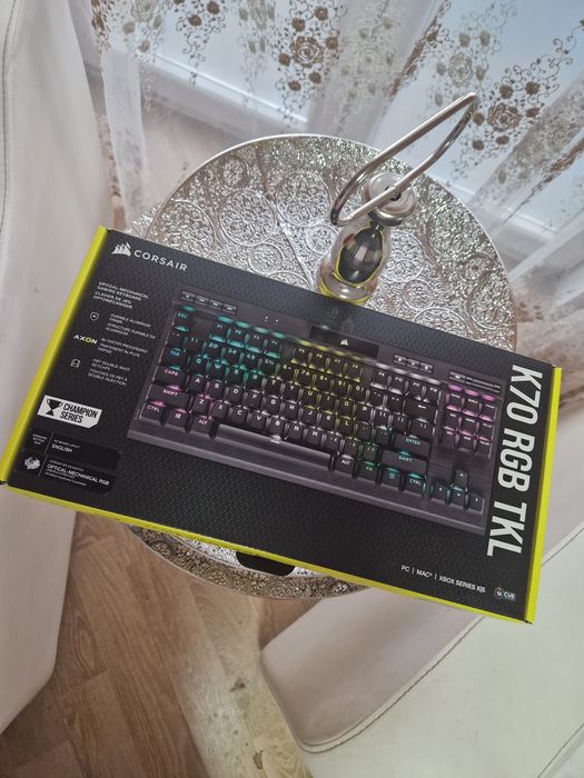 Tastatura Corsair  K70 RGB TKL cu switch OPX