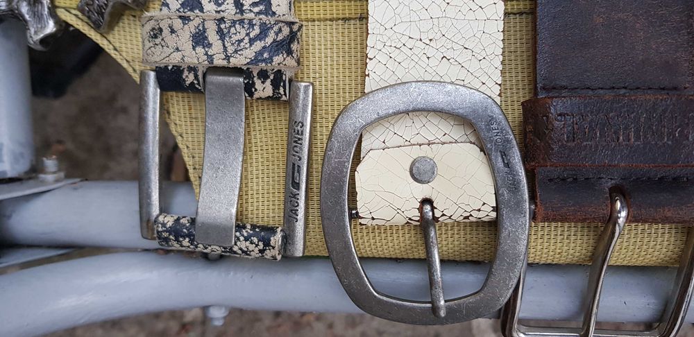 Колани от естествена кожа