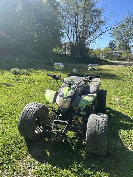 Vand  atv quad de strada de 250cc. Fara acte