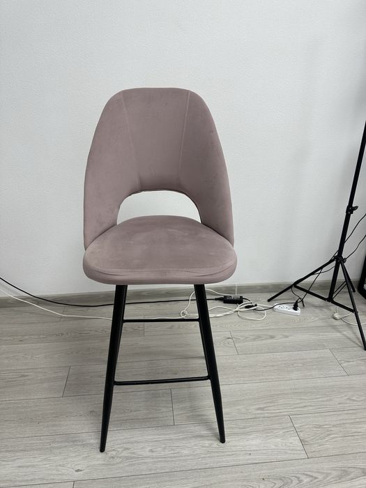 Барный стул для бровиста/визажиста