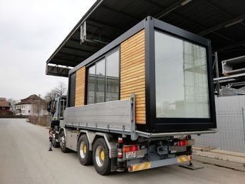 Container modular model comercial cu sticla fata si lambriu lemn