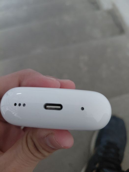 Продаю наушники без проводные