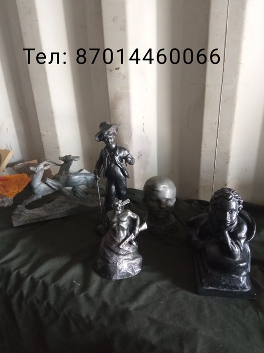 Картины, статуэтки итд