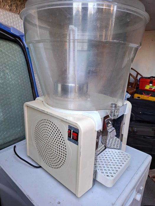 Машина за сок и айрян