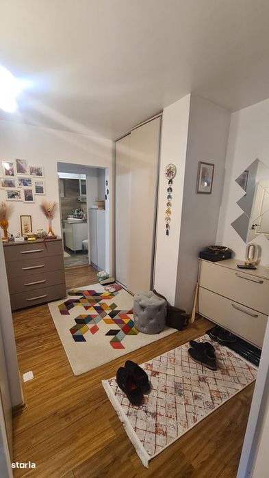 Apartament cu 2 camere de vânzare în Curtea de Argeș.